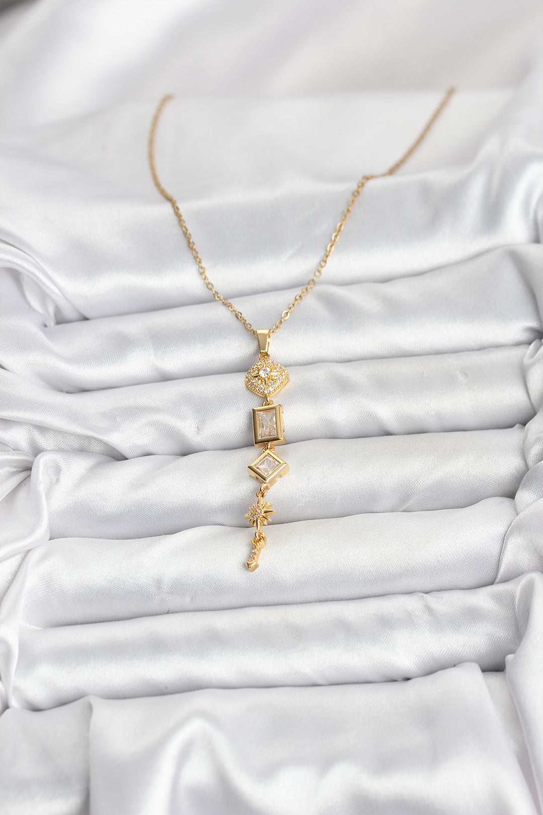 EBJ 316L Steel Chain Gold Color North Star Energy Model Women Y Necklace - Oviedo