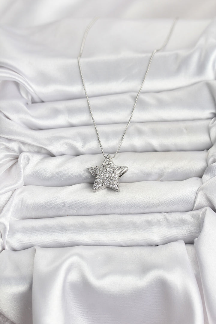 EBJ 316L Çelik Zincir Gümüş Renk Zincirli Gümüş Yıldız Model Kadın Kolye - Oakland