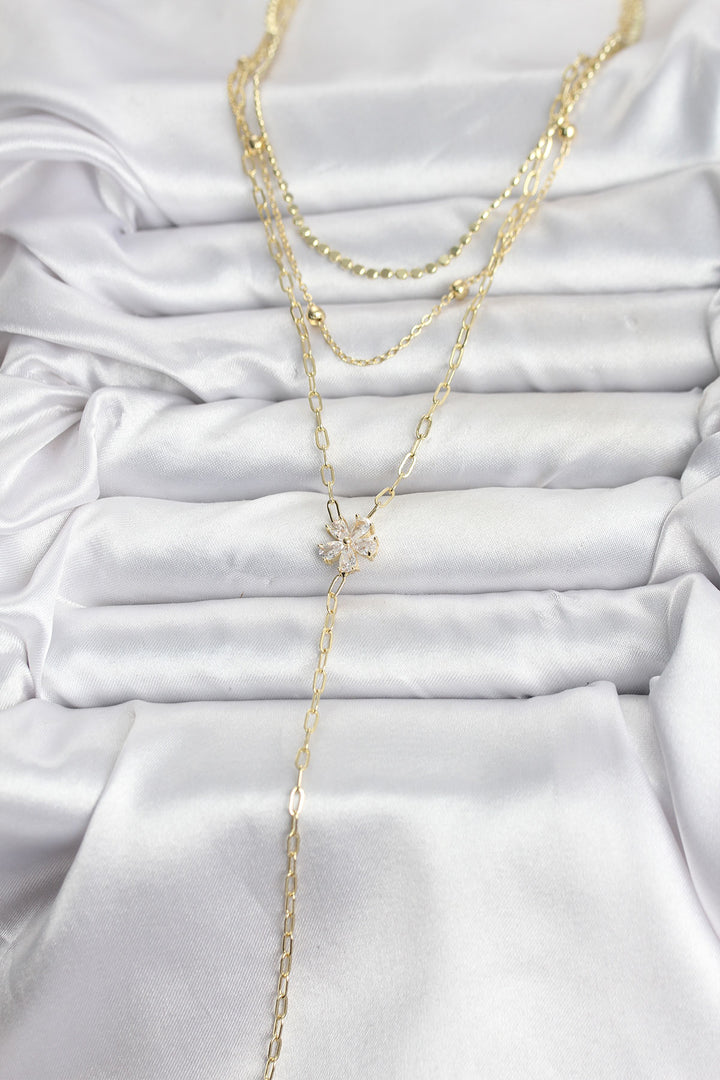 EBJ Pirinç Gold Renk Zirkon Taşlı Çiçek Model Detaylı 3'lü Kombin Y Kadın Kolye - Yenakiieve