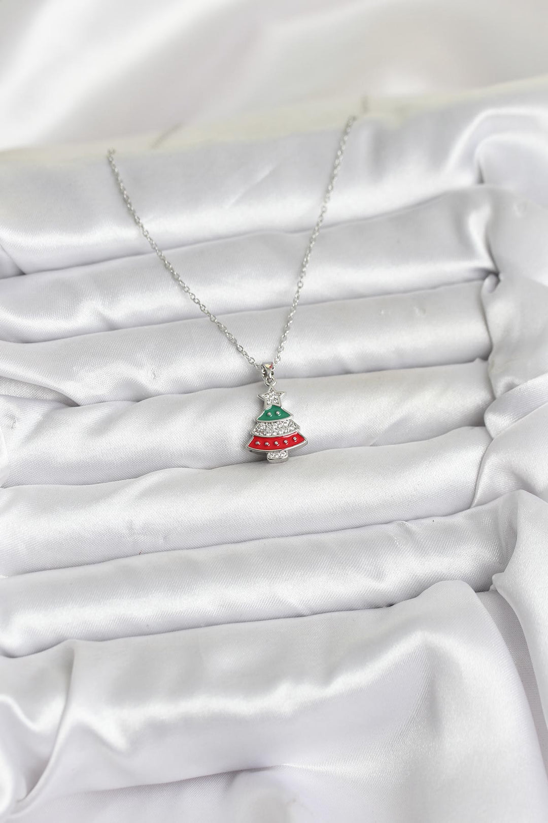 EBJ 316L Çelik Zincir Gümüş Ren Çam Ağacı Model Zirkon Taşlı Yılbaşı Temalı Kadın Kolye - Nola