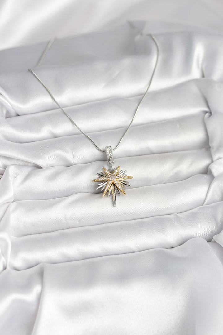 EBJ 316L Çelik Zincir Gümüş Renk Kutup Yıldızı Model Kadın Kolye - Piedras Negras