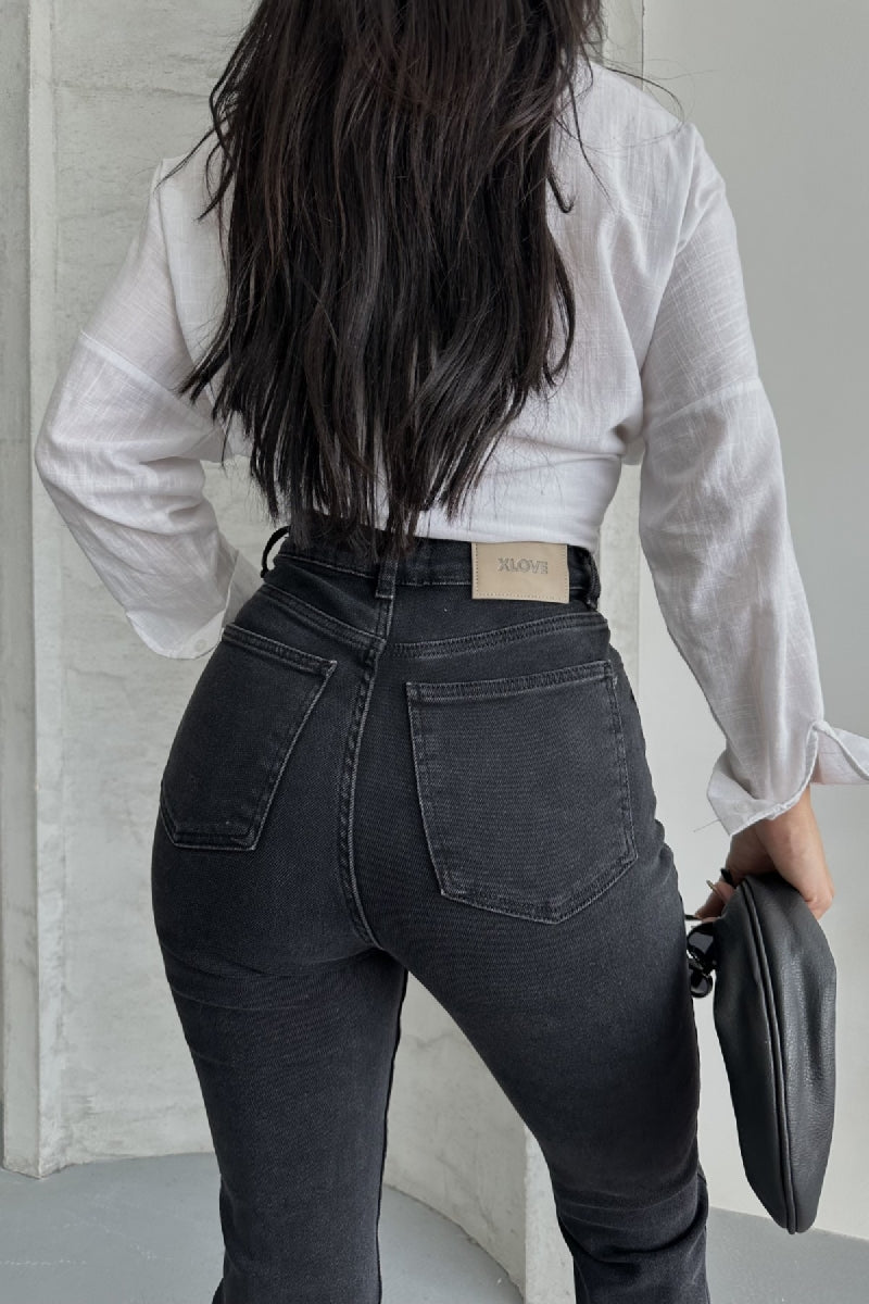 XLJ Mom Fit Jeans - Innisfil