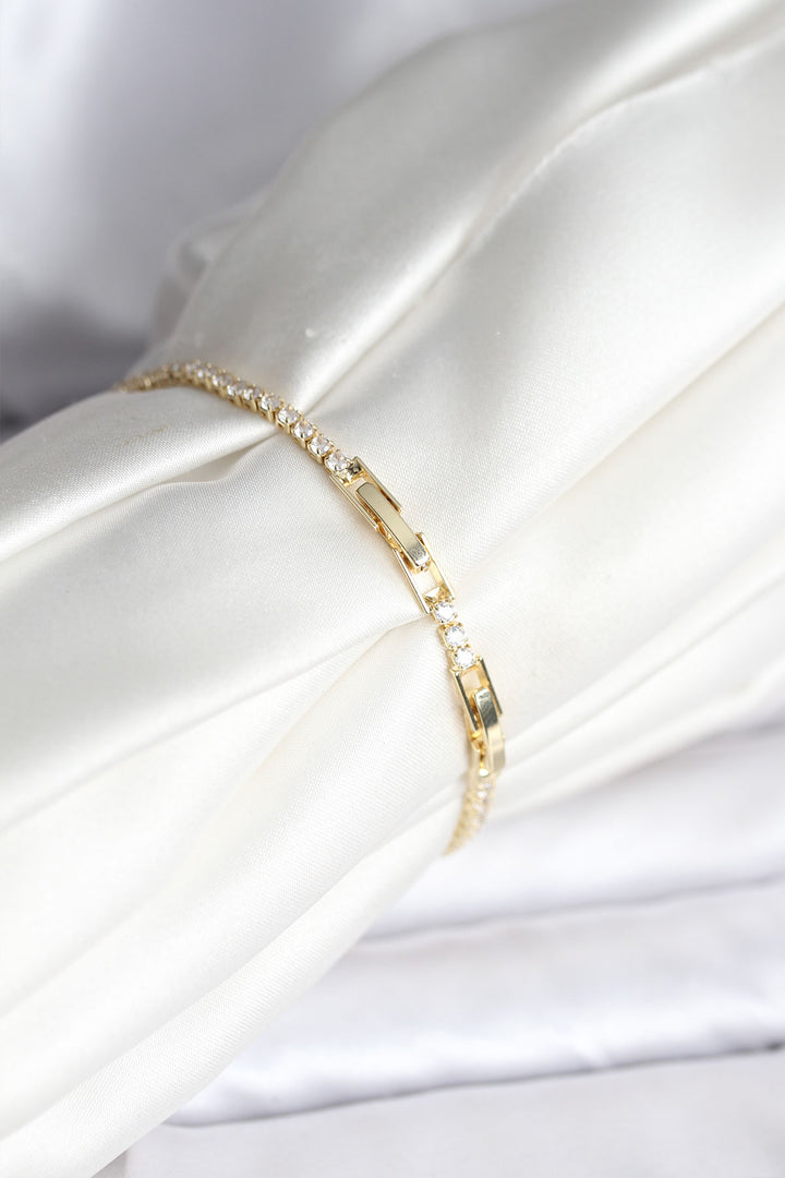 EBJ Anka Kuşu Model Zirkon Taşlı Gold Renk Pirinç Su Yolu Kadın Bileklik - Upper Hutt