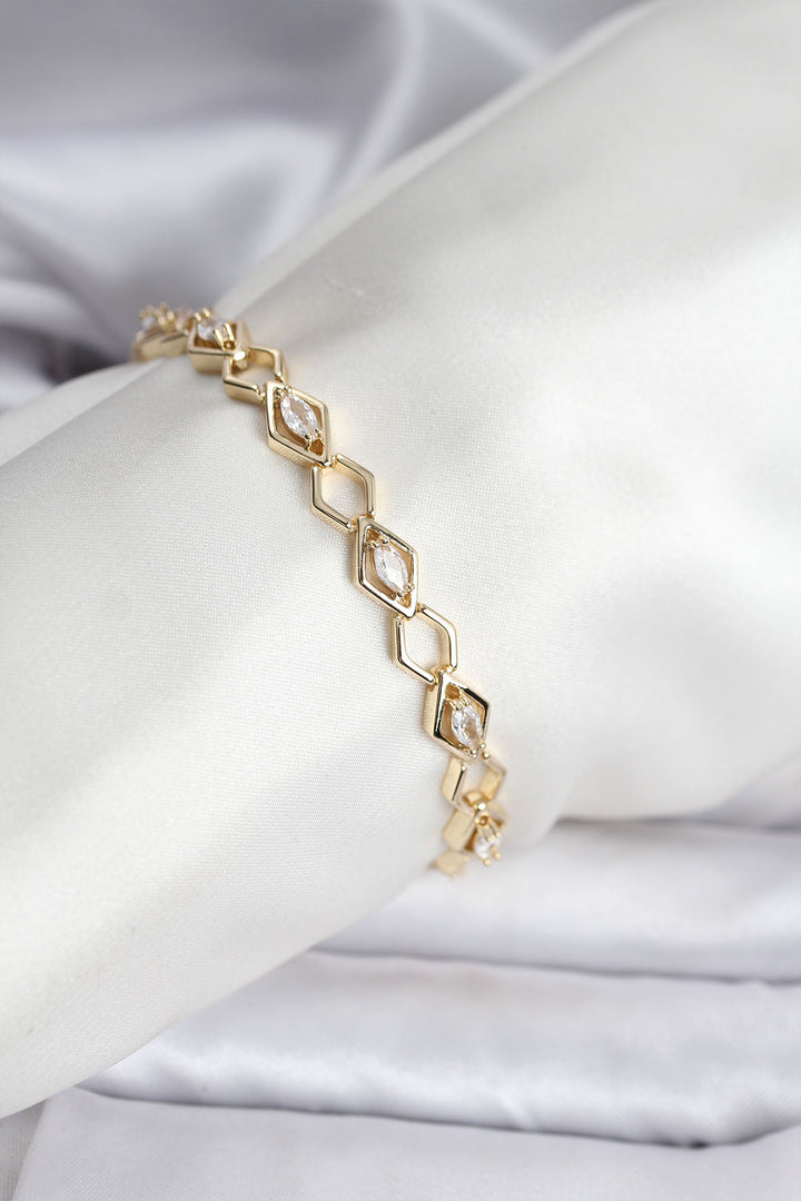 EBJ 14K Gold Renk Kaplama Baklava Dilim Model Kadın Bileklik - Montreuil