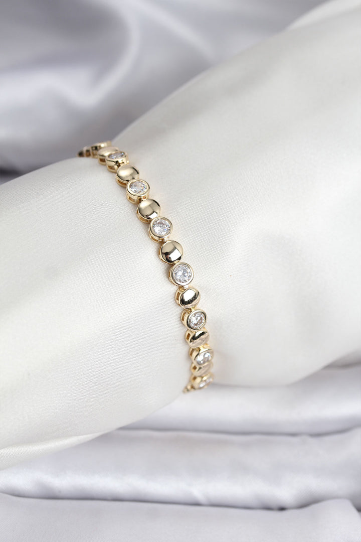 EBJ 14K Gold Renk Kaplama Zirkon Taşlı CM Kadın Bileklik - Lacey