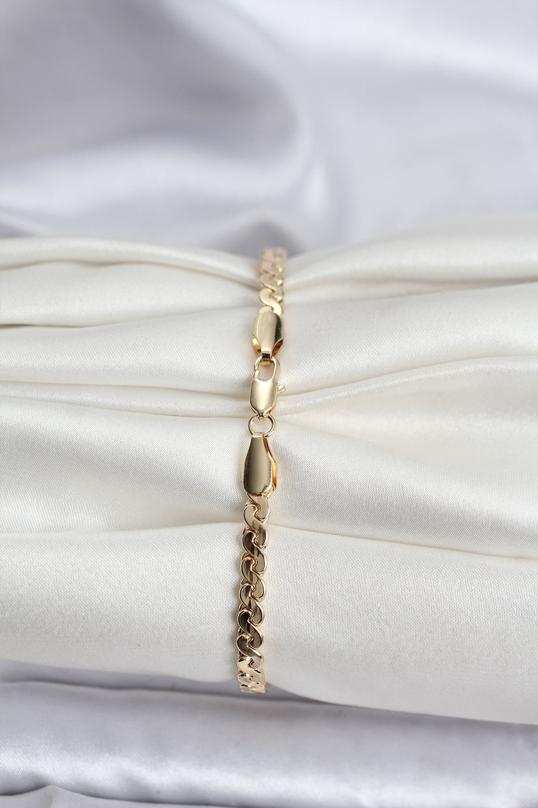 EBJ 14K Gold Renk Kaplama Ezme Yılan Zincir Model CM Kadın Bileklik - Böblingen