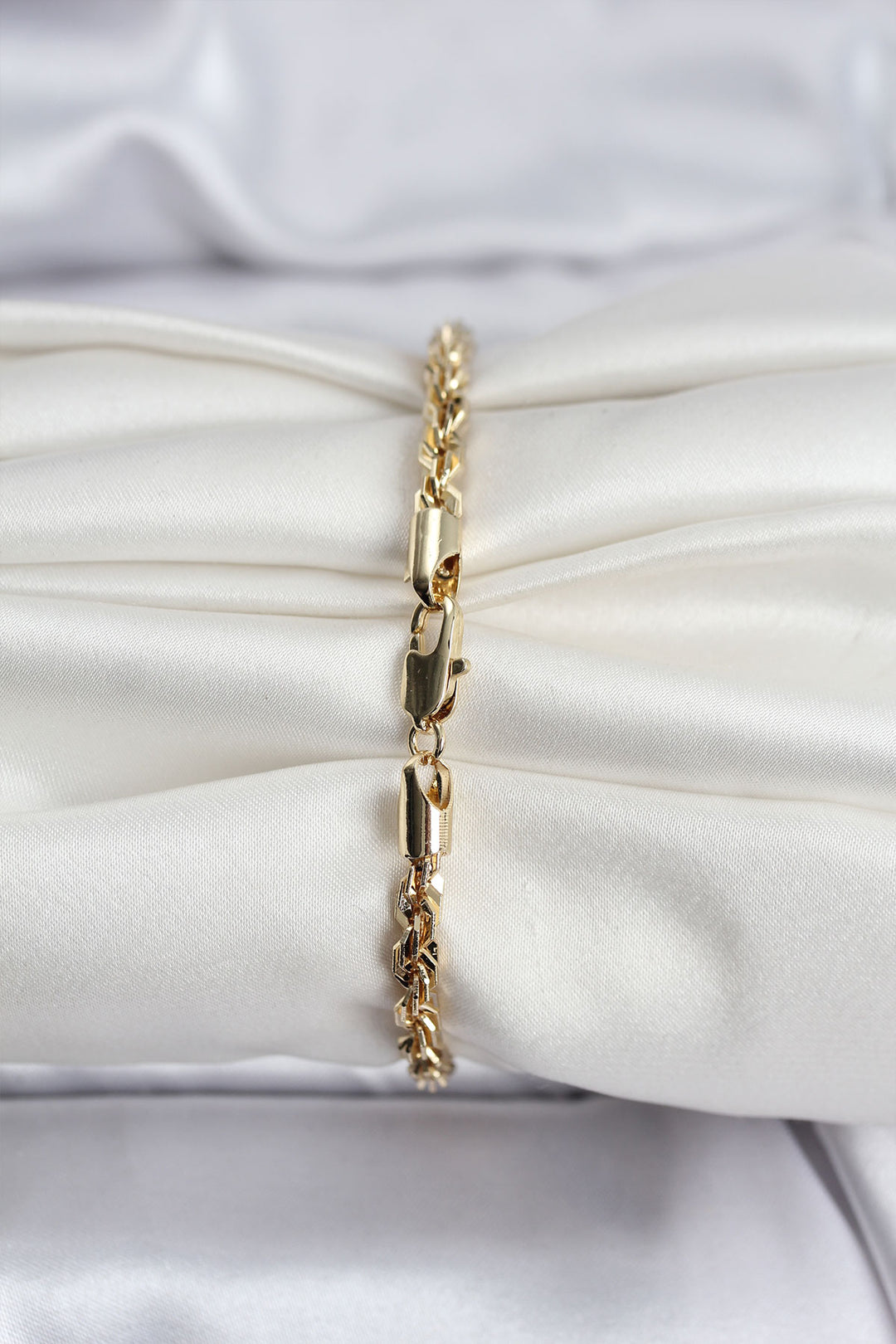 EBJ 14K Gold Renk Kaplama Burgu Zincir Model CM Kadın Bileklik - Hof