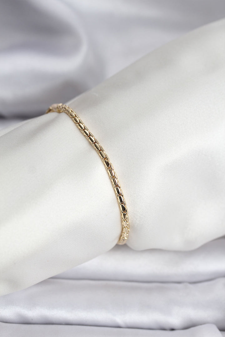 EBJ 14K Gold Renk Kaplama Zincirli Model CM Kadın Bileklik - Lees Summit