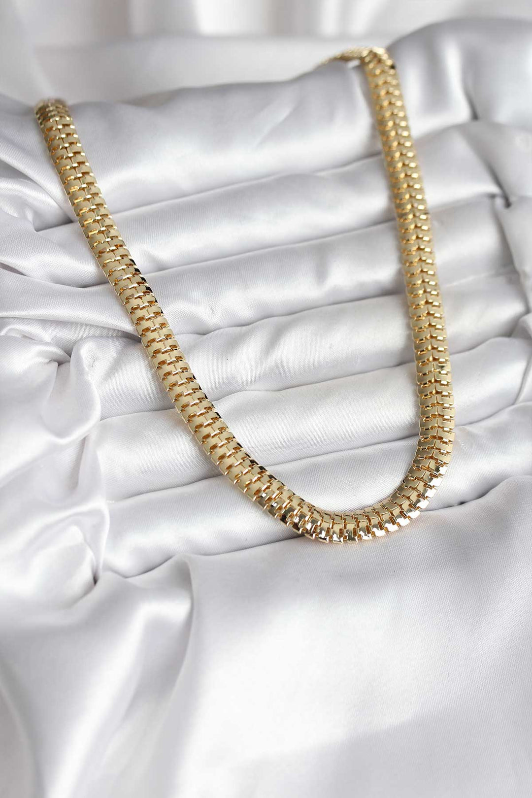 EBJ 14K Gold Color Coated Chain Patterned CM Women's Necklace - Famalicão