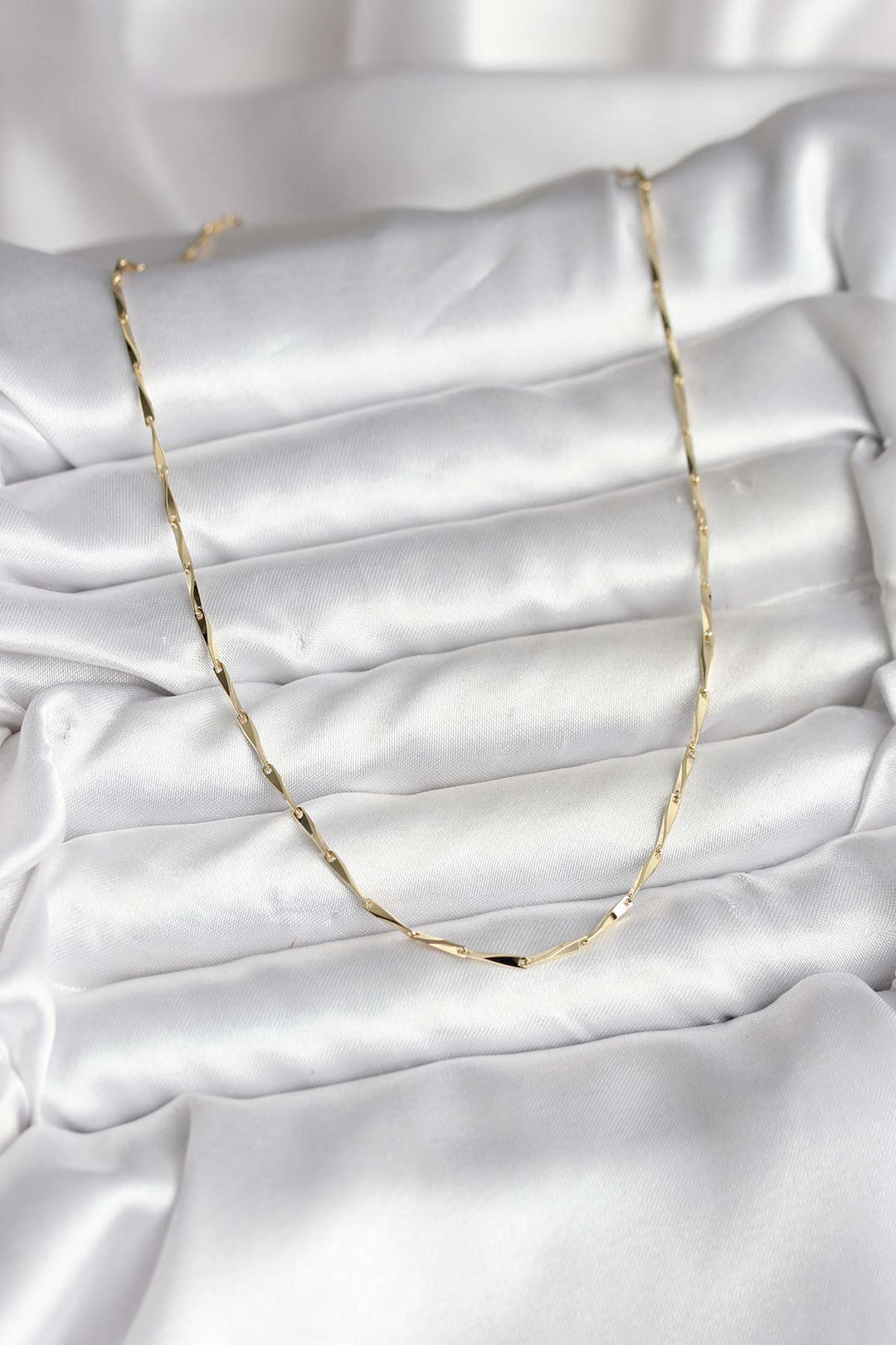 EBJ 14K Gold Renk Kaplama CM Kadın Kolye - Ferrara