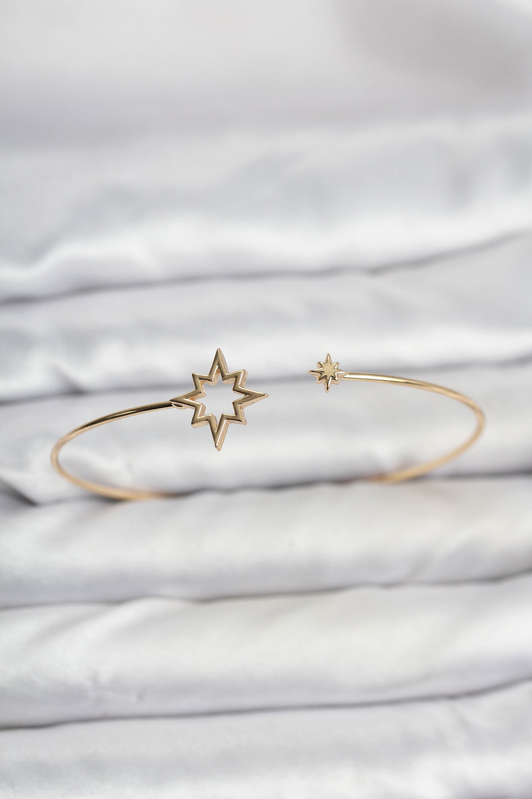 EBJ Polar Star Model Gold Color Bracelet - South Whittier
