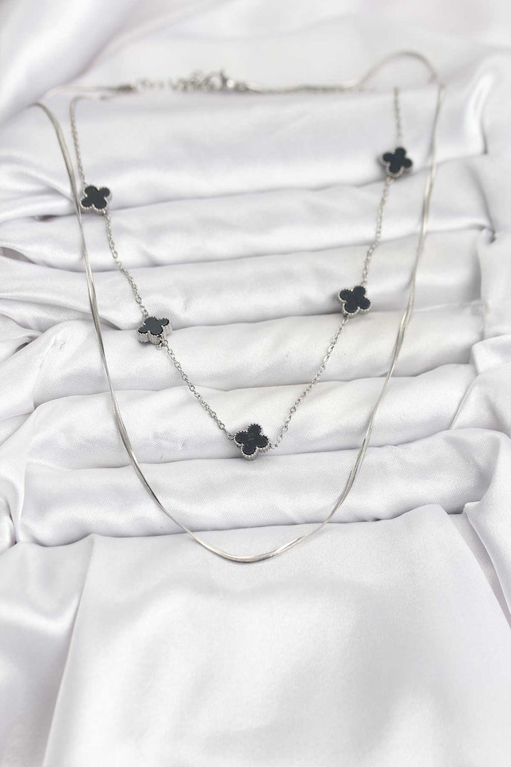 EBJ 316L Çelik Zincir Gümüş Renk İtalyan Zincirli Siyah Yonca Model Kadın Kolye - Bagneux