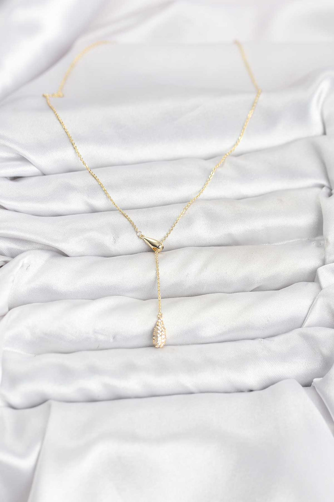 EBJ Pirinç Gold Renk Asansörlü Damla Model Kadın Kolye - Fountain Valley