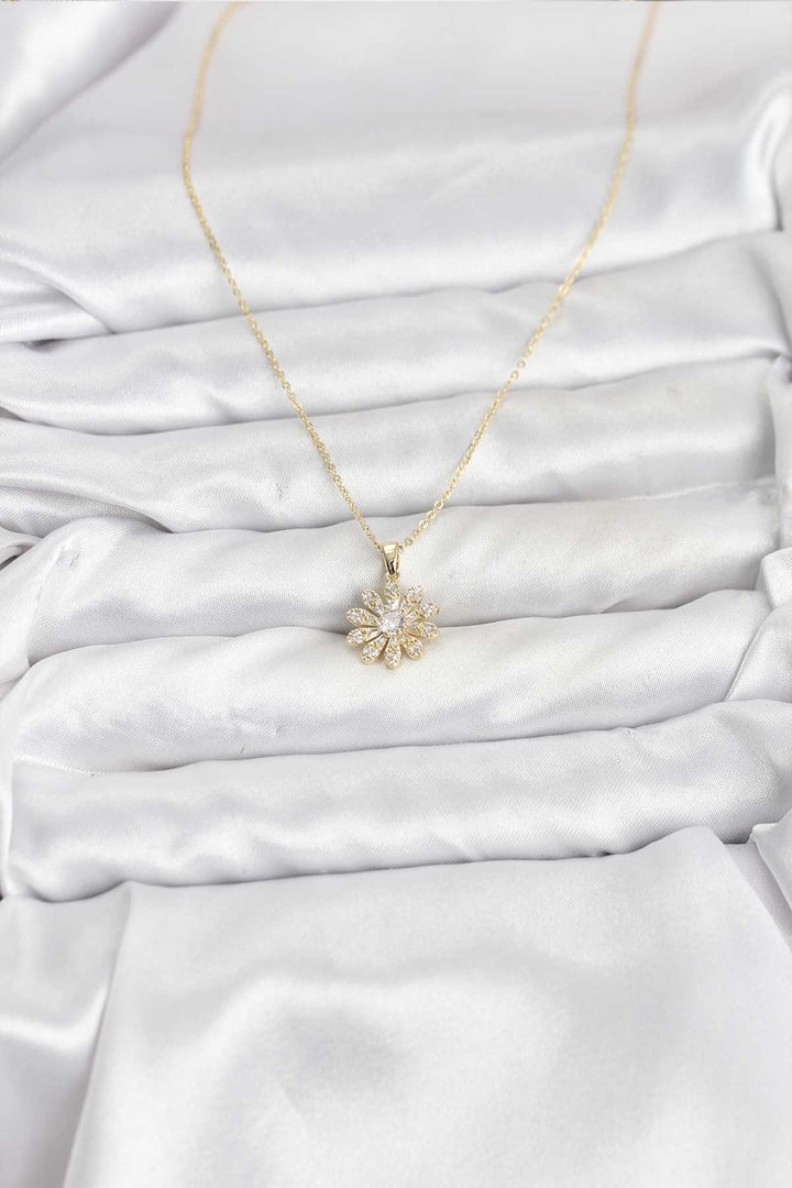 EBJ Rice Gold Color Flower Pattern Women's Necklace - Murrieta