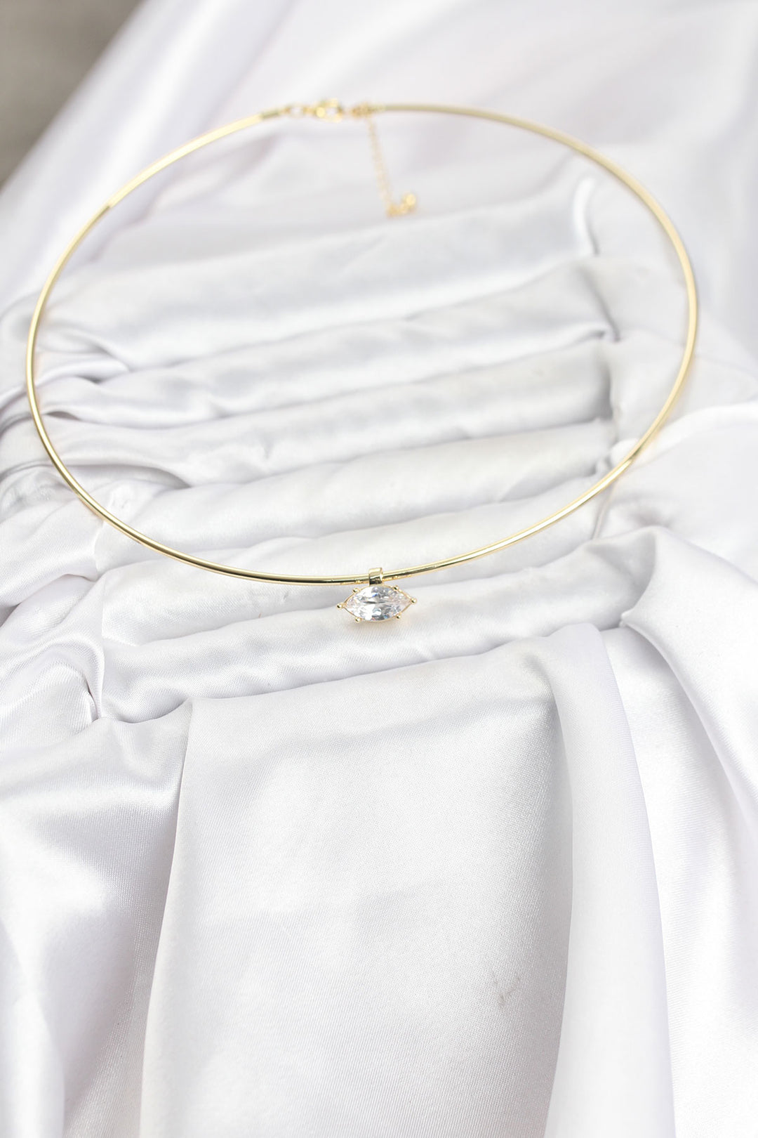 EBJ Pirinç Gold Renk Choker Model Zirkon Taşlı Kadın Kolye - Sesimbra