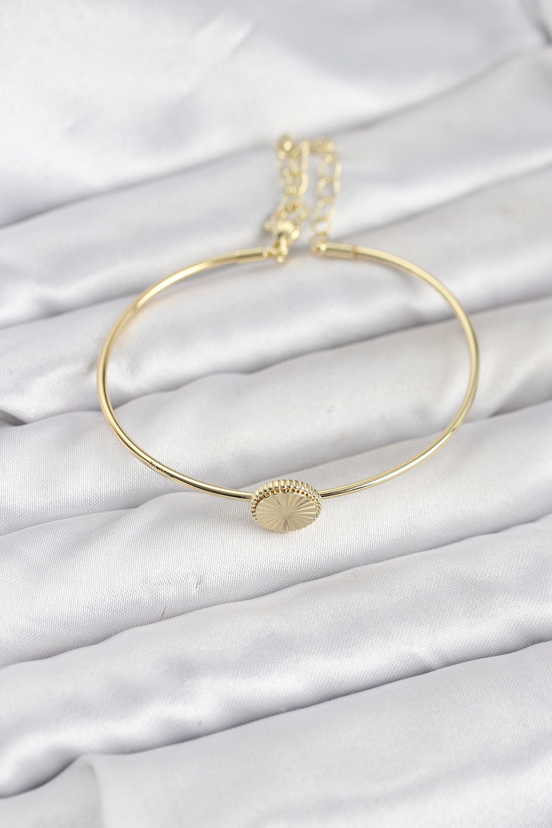 EBJ Gold Color Brass Model Women's Bracelet - Godalming