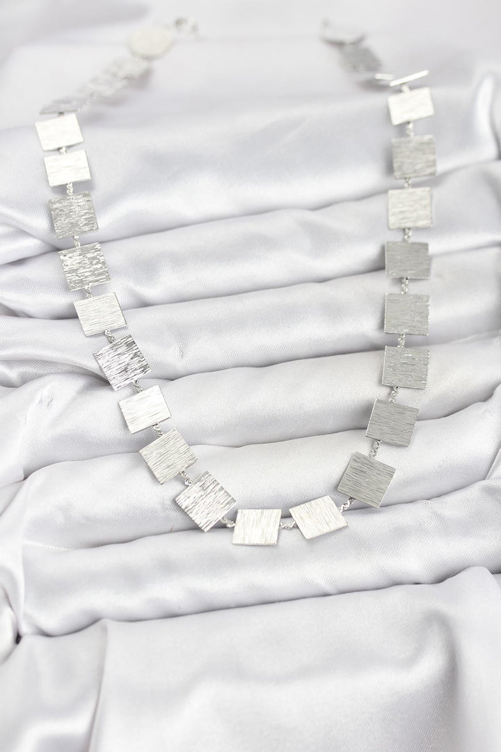 EBJ Square Plate Model Silver Color Women's Necklace - Logroño