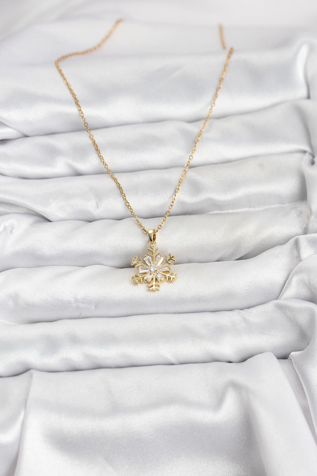 EBJ 316L Stainless Steel Chain Gold Color Snowflake Model Zircon Stone Women's Necklace - Frederick