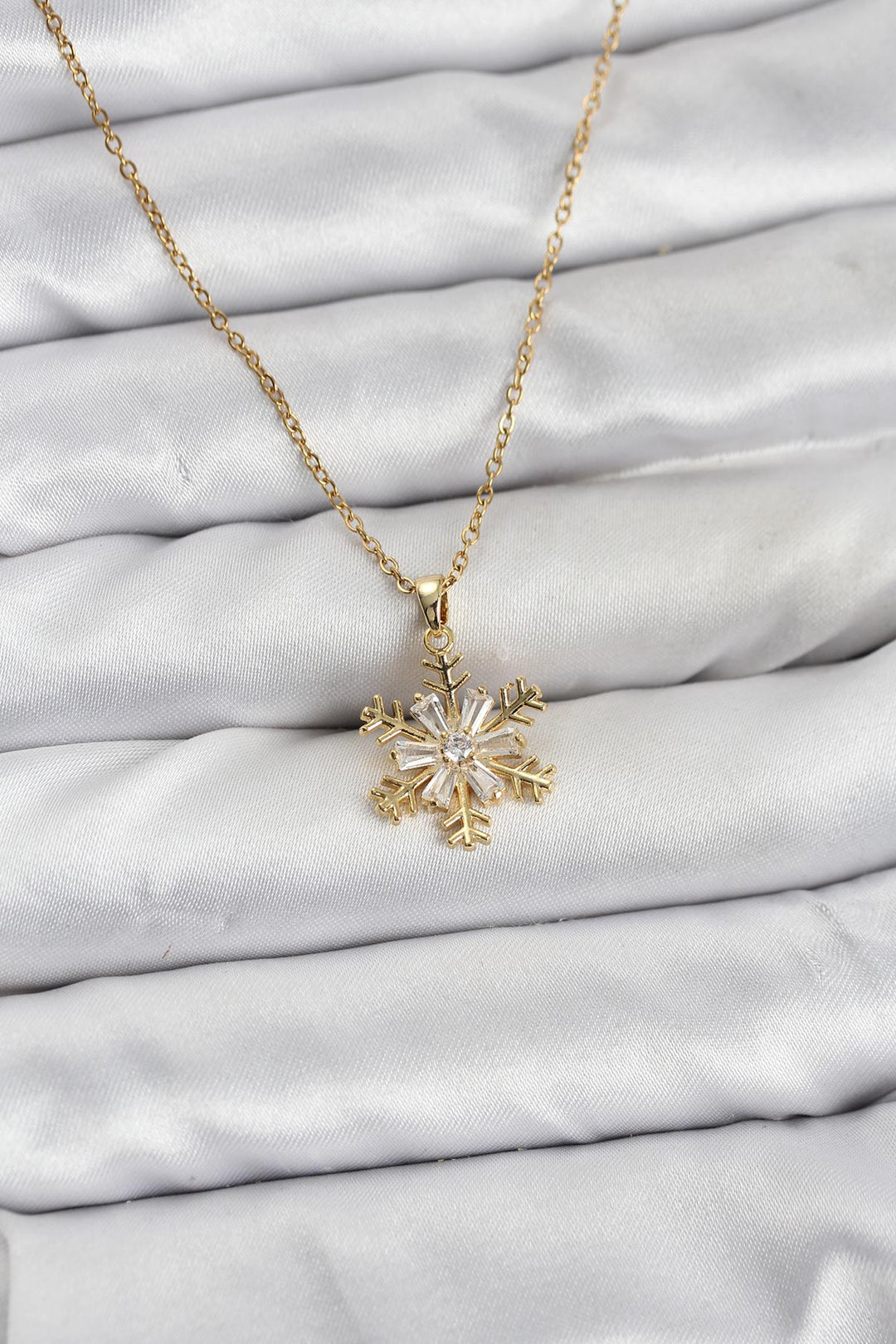 EBJ 316L Stainless Steel Chain Gold Color Snowflake Model Zircon Stone Women's Necklace - Frederick