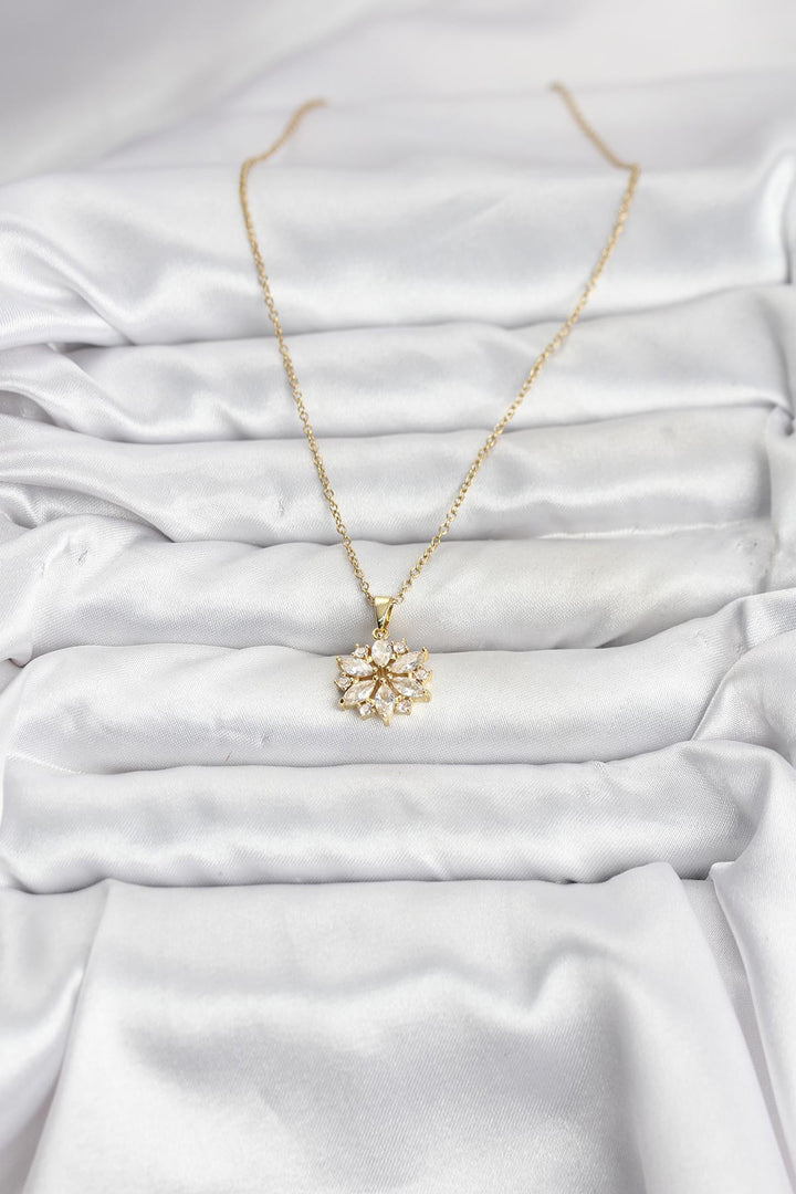 EBJ 316L Çelik Zincir Gold Renk Lotus Model Zirkon Taşlı Kadın Kolye - Covilhã