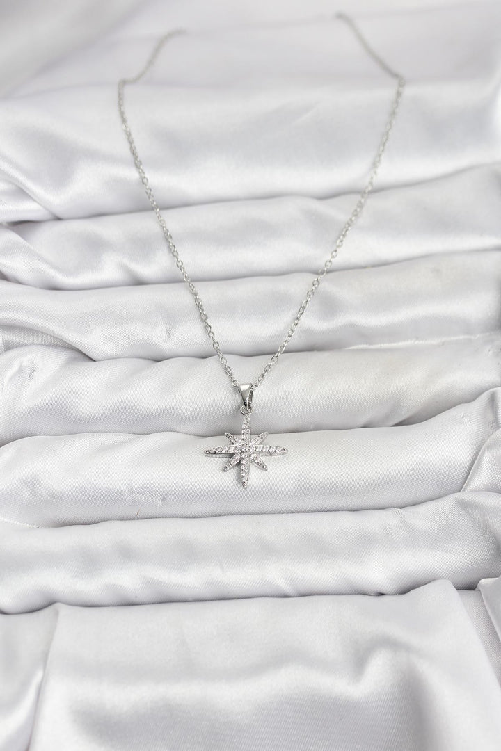 EBJ 316L Stainless Steel Chain Silver Color North Star Model with Zircon Stone Women's Necklace - Florin