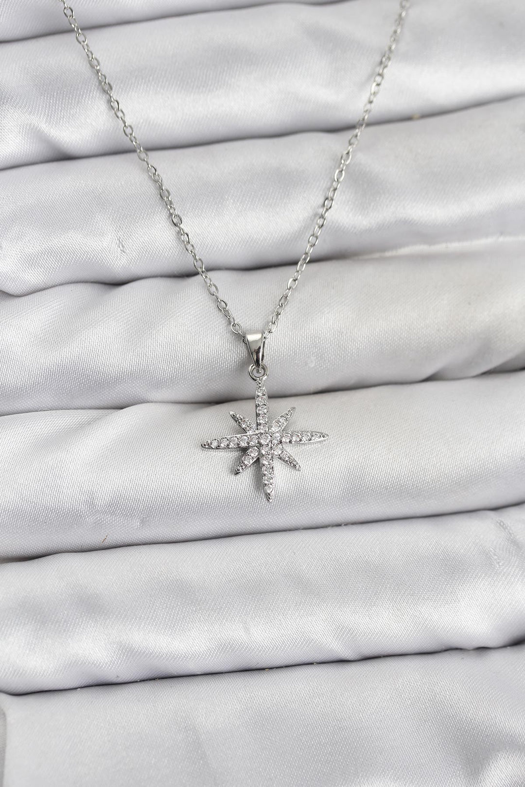 EBJ 316L Stainless Steel Chain Silver Color North Star Model with Zircon Stone Women's Necklace - Florin