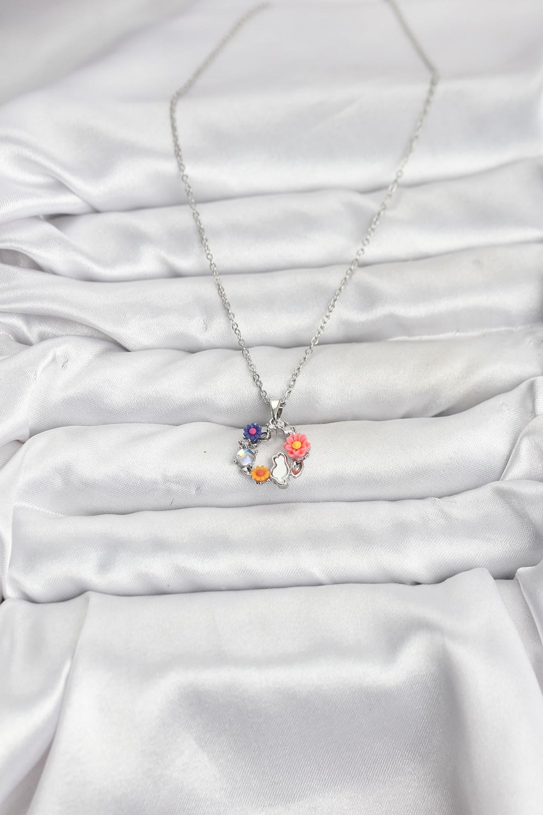 EBJ 316L Steel Chain Silver Color Flower Cat Model Women's Necklace - White Plains