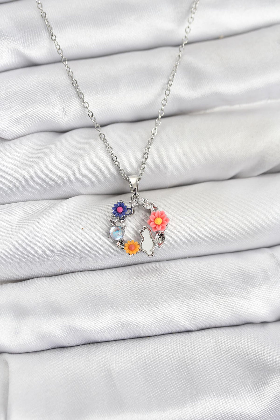 EBJ 316L Steel Chain Silver Color Flower Cat Model Women's Necklace - White Plains