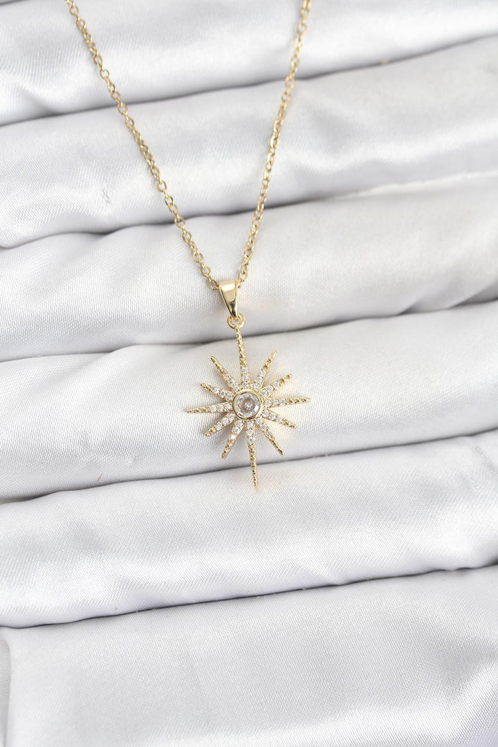 EBJ 316L Çelik Zincir Gold Renk Kutup Yıldızı Model Zirkon Taşlı Kadın Kolye - Burgos