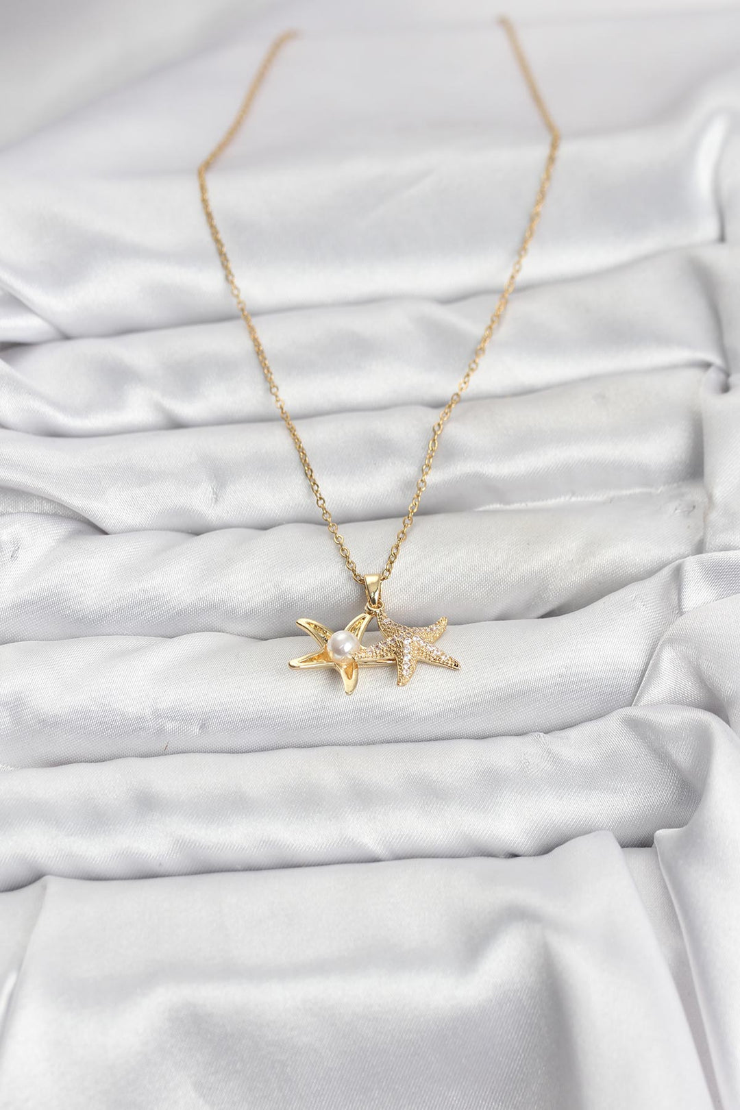 EBJ 316L Çelik Zincir Gold Renk Deniz Yıldızı Model Zirkon Taşlı Kadın Kolye - Comitán