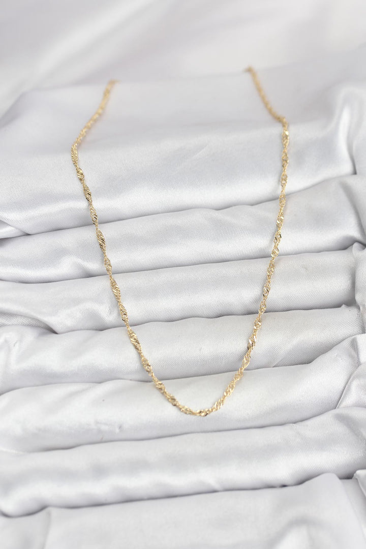 EBJ CM 14K Gold Renk Yassı Burgulu Model Kadın Kolye - Pátzcuaro