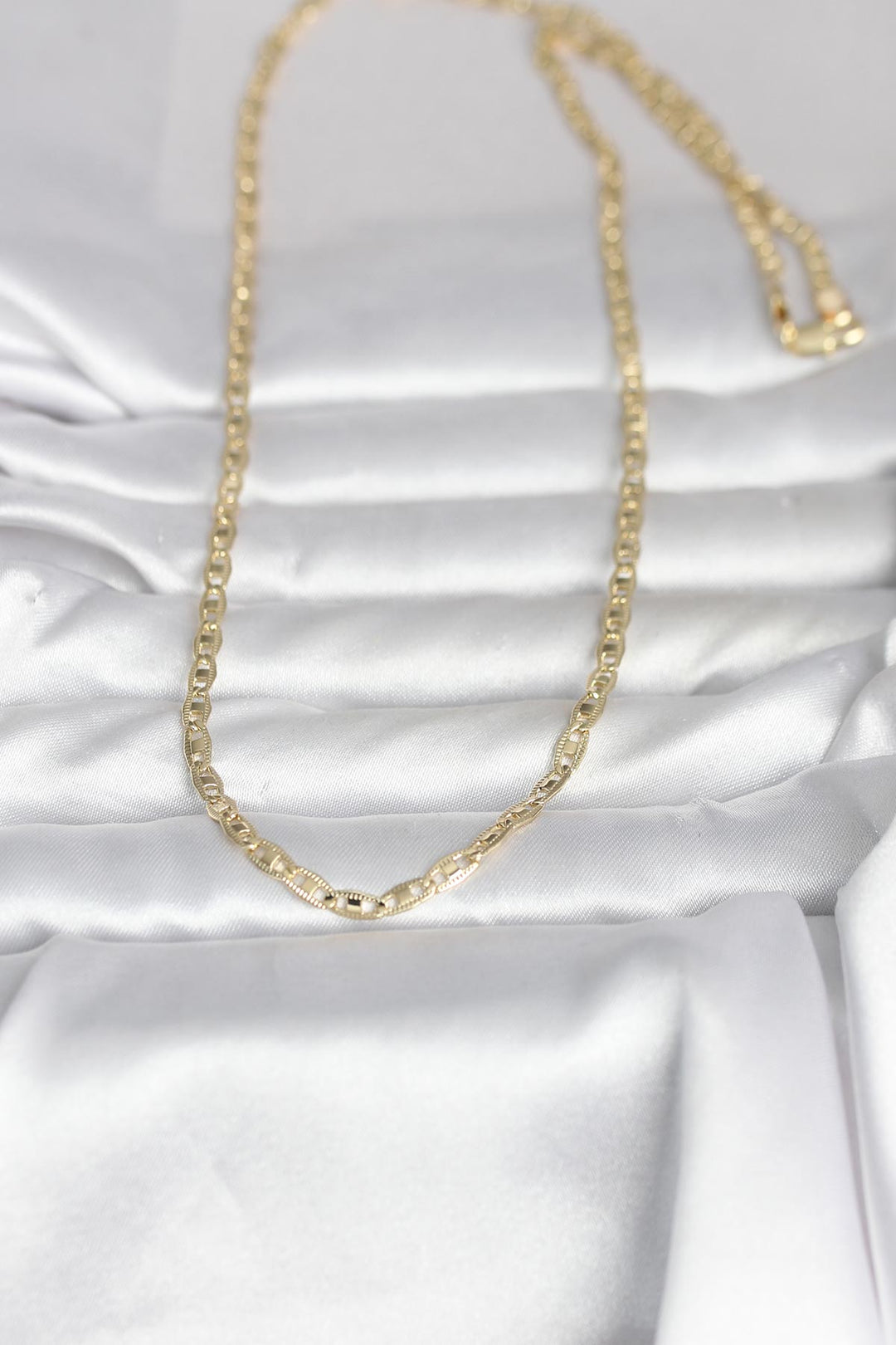 EBJ CM 14K Gold Renk Lazer Kesim Zincirli Model 60 cm Kadın Kolye - Fulham