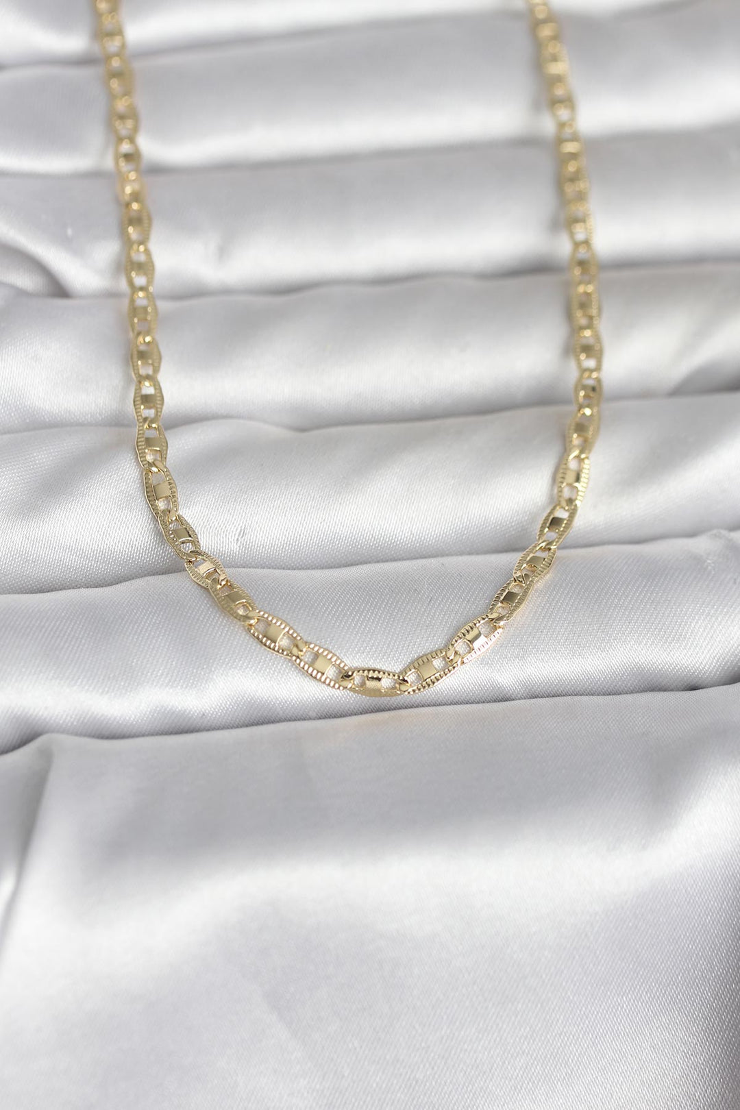EBJ CM 14K Gold Renk Lazer Kesim Zincirli Model 60 cm Kadın Kolye - Fulham