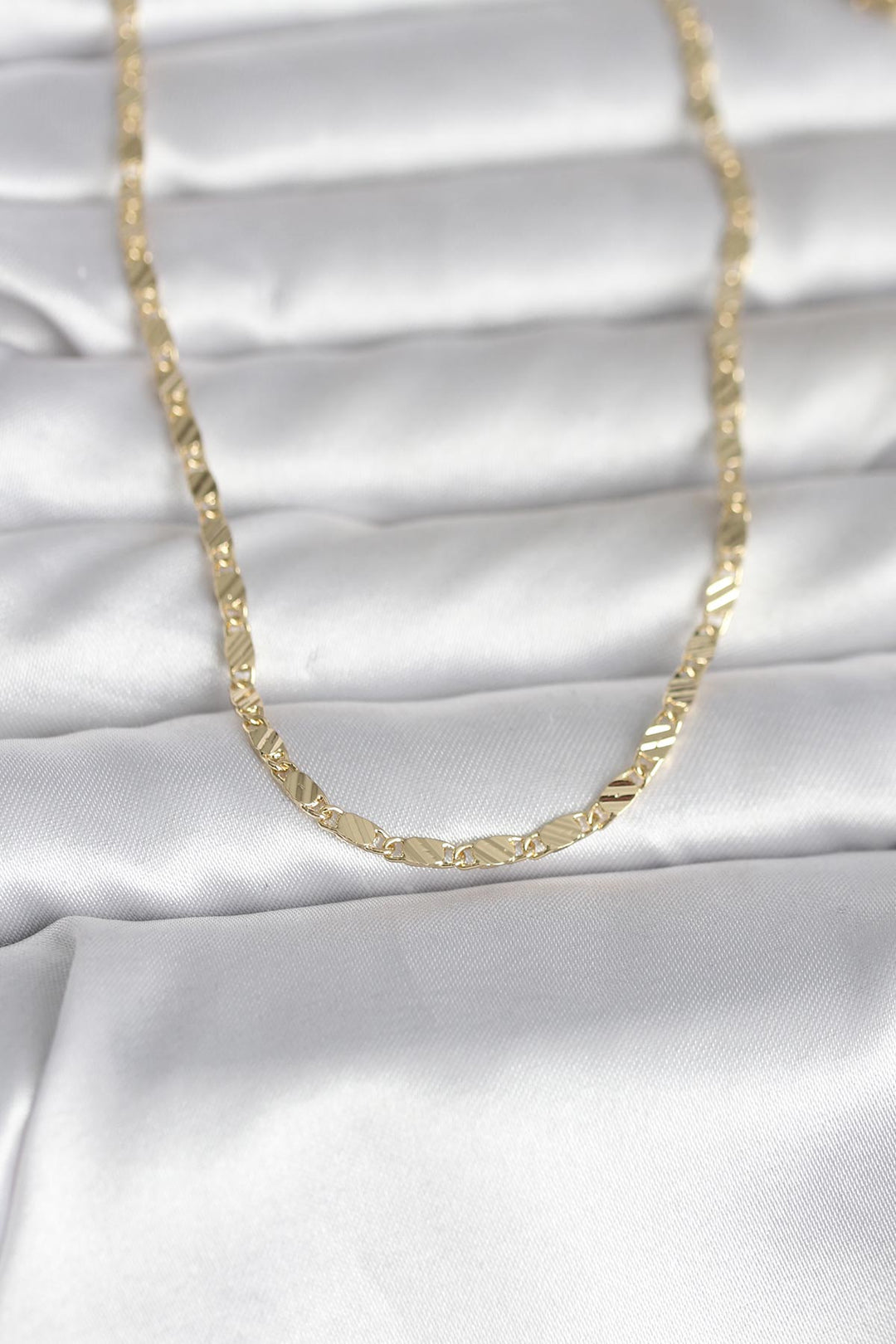 EBJ CM 14K Gold Renk Çizgi Lazer Model 60 cm Kadın Kolye - Pesaro