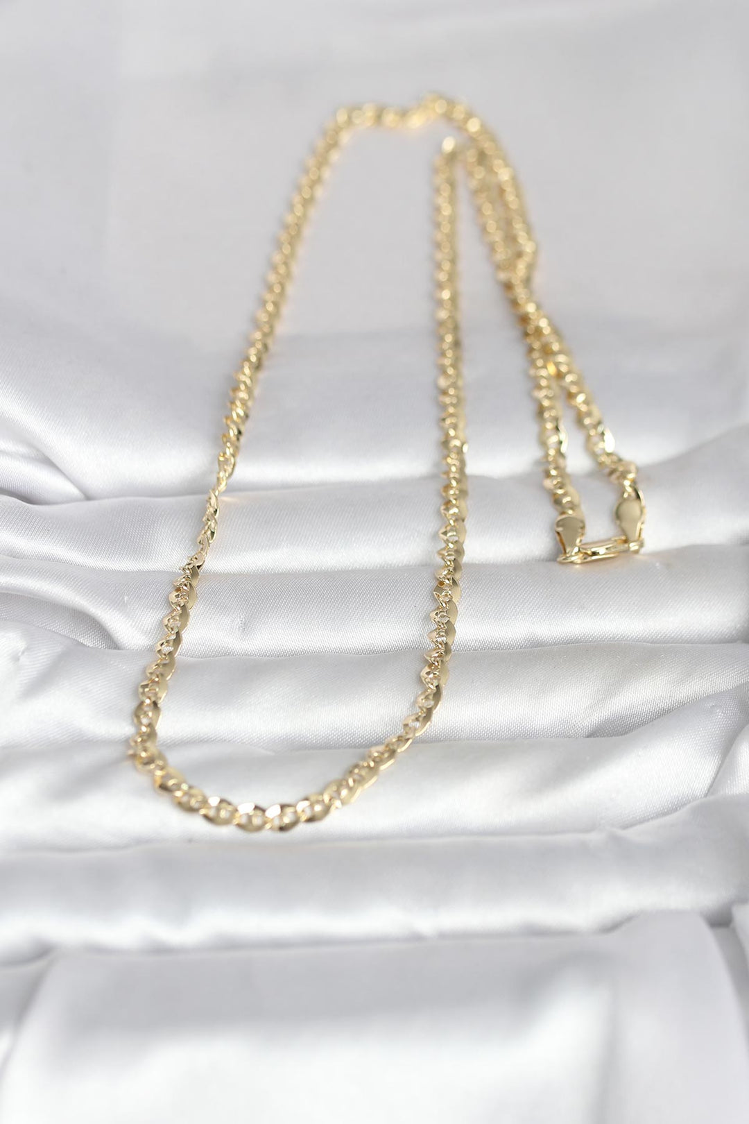 EBJ CM 14K Gold Renk Yassı Oval Zincirli Model 60 cm Kadın Kolye - Sheffield