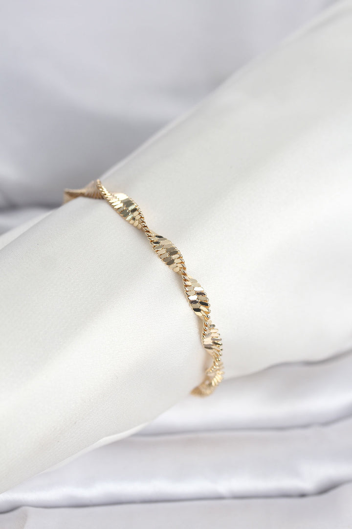 EBJ CM 14K Gold Renk Zincir Kalın Yassı Ezme Burgu Model Kadın Bileklik - Liepāja