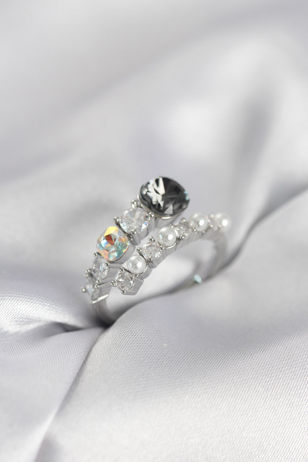 EBJ Gümüş Renk Pirinç Zirkon Taşlı İncili Kadın Yüzük - Eschweiler