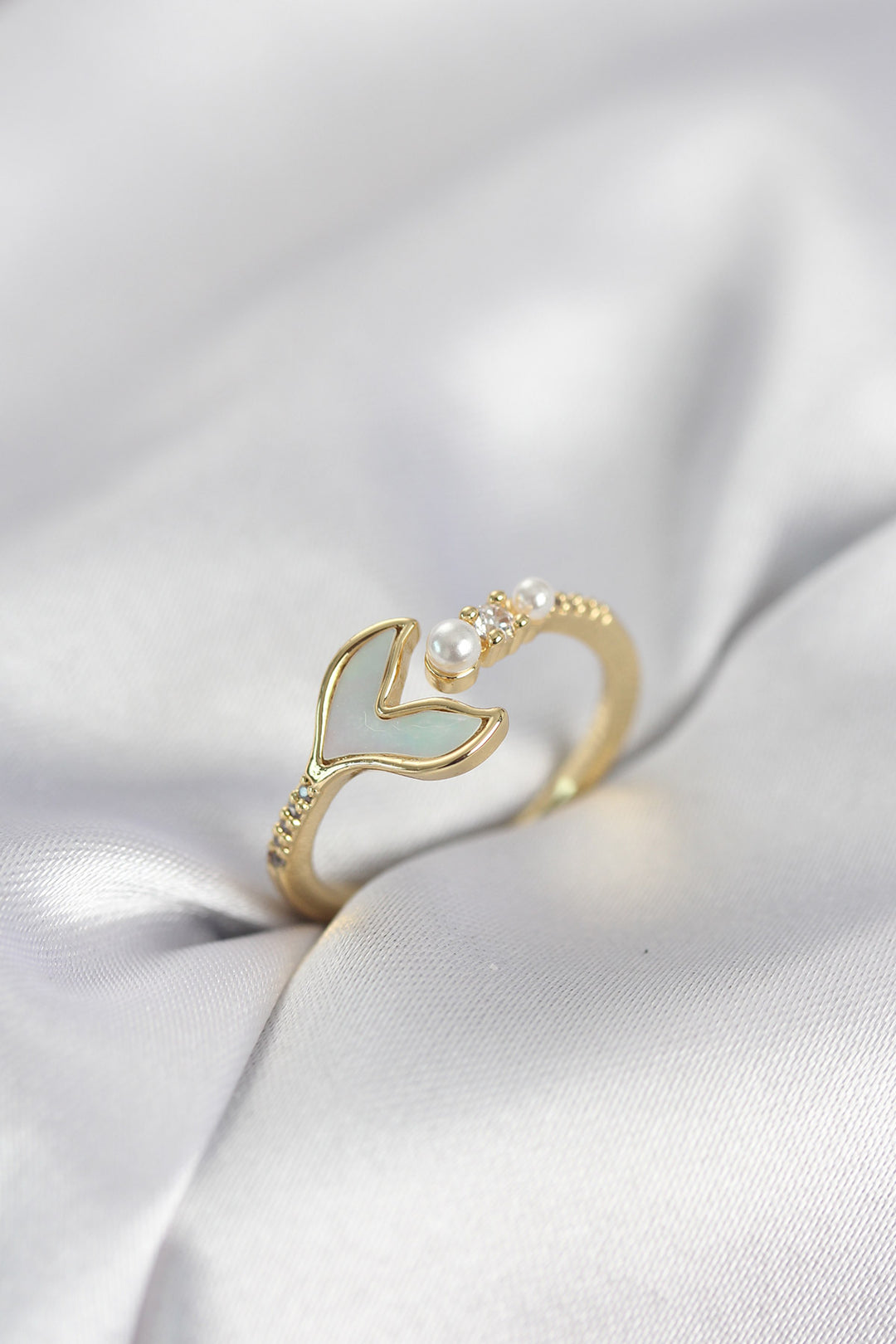EBJ Gold Renk Balık Kuyruğu Model Kadın Yüzük - Feltham