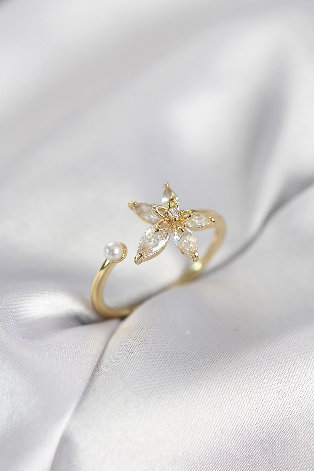 EBJ Lotus Model Zirkon Taşlı Gold Renk Kadın Yüzük - Cholula de Rivadabia
