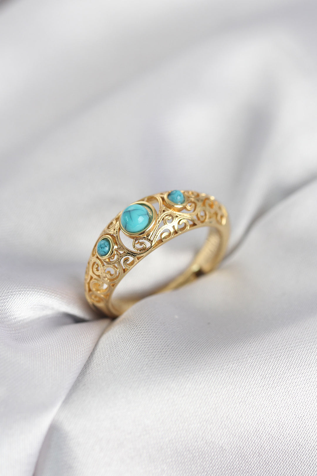 EBJ Vintage Model Mavi Taşlı Gold Renk Kadın Yüzük - Galloway