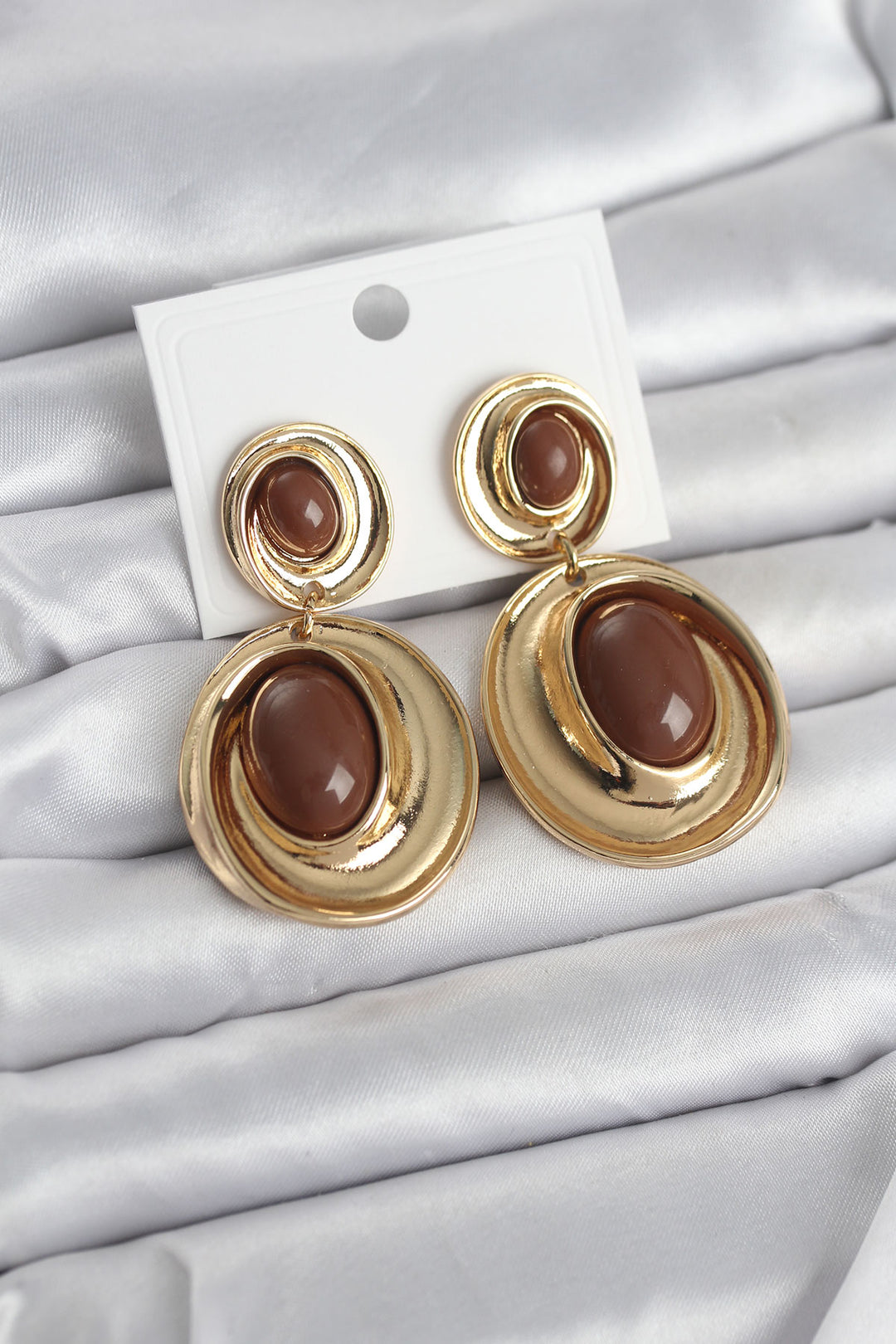 EBJ Kahverengi Sallantılı Damla Model Gold Renk Vintage Kadın Küpe - Walkden