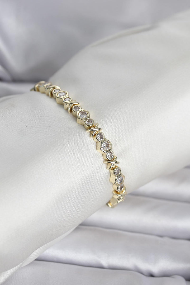 EBJ Pirinç Gold Renk Petek Model Zirkon Taşlı Kadın Bileklik - Roy