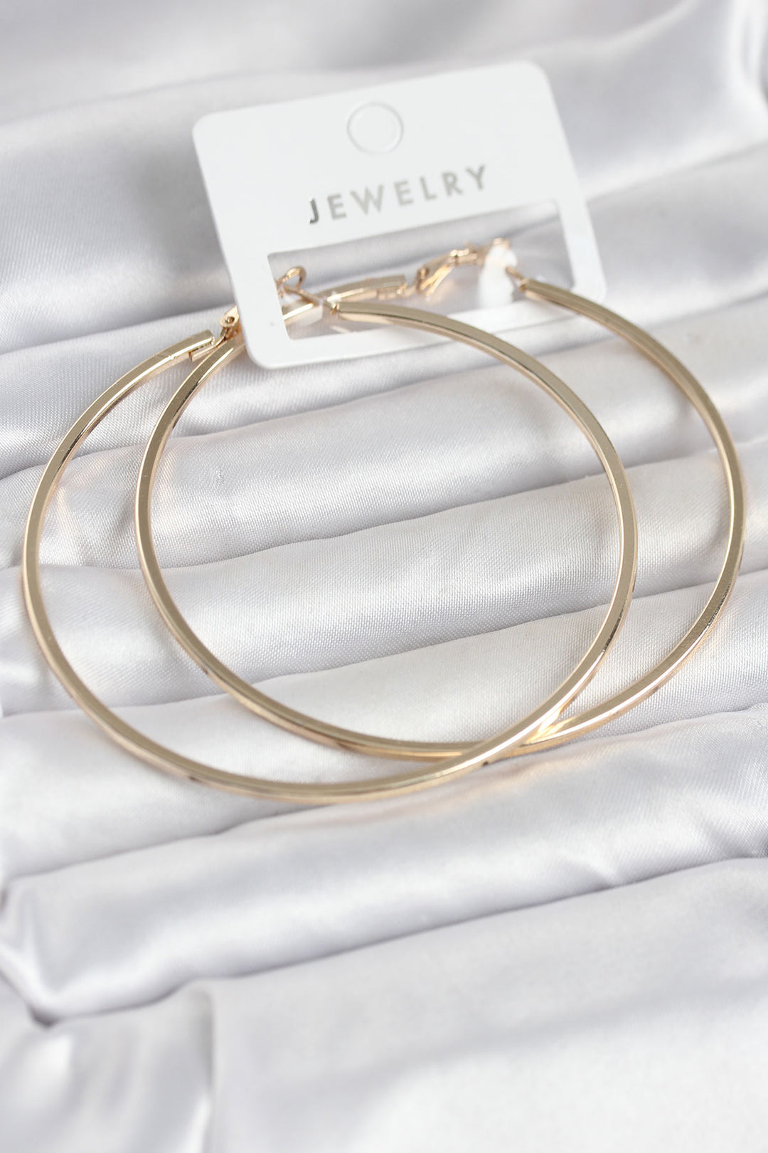 EBJ Gold Renk Pirinç Köşeli Kenar Halka 72 mm Kadın Küpe - Gillingham