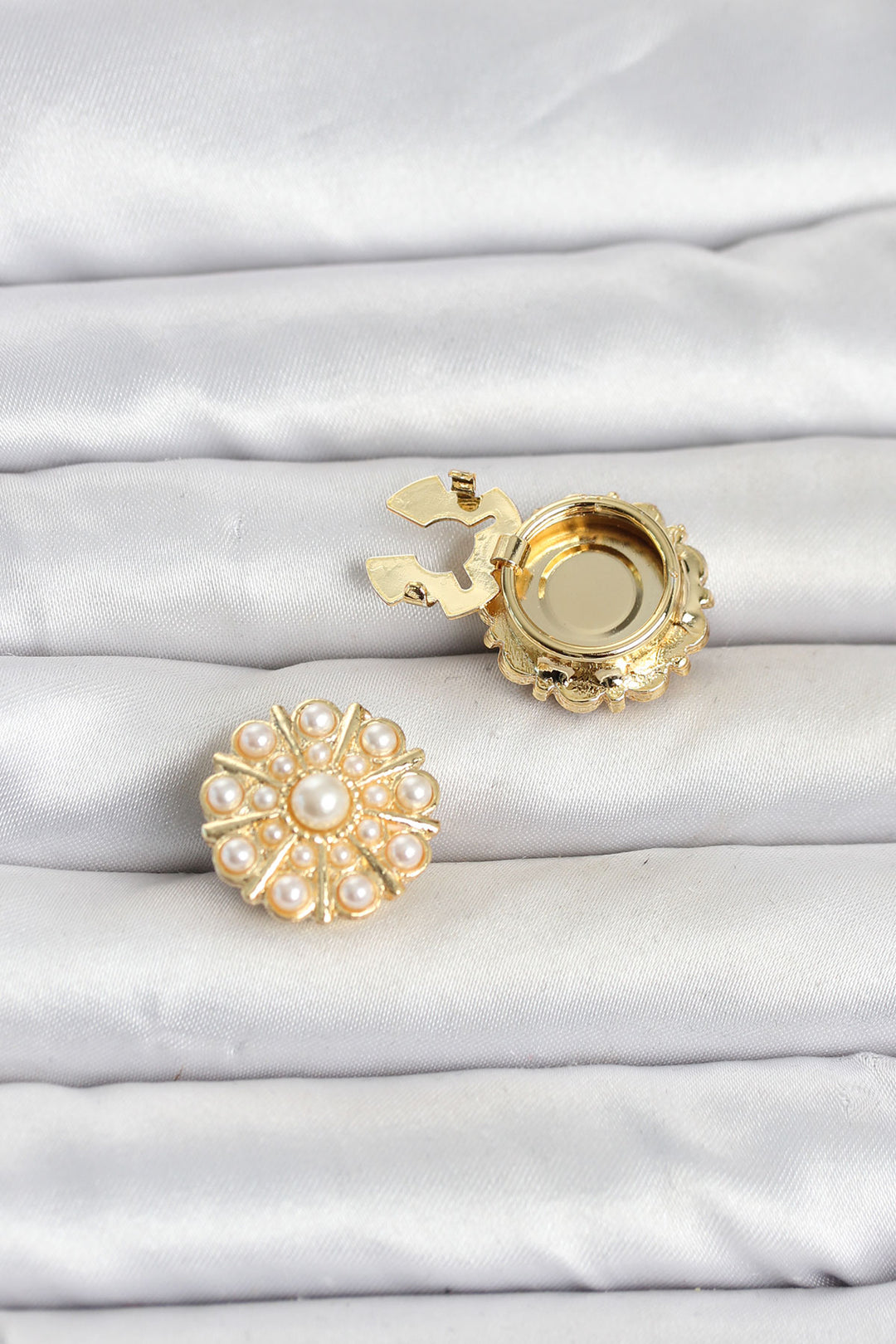 EBJ Vintage Model Gold Renk Düğme veya Manşet Broşu - Falkirk