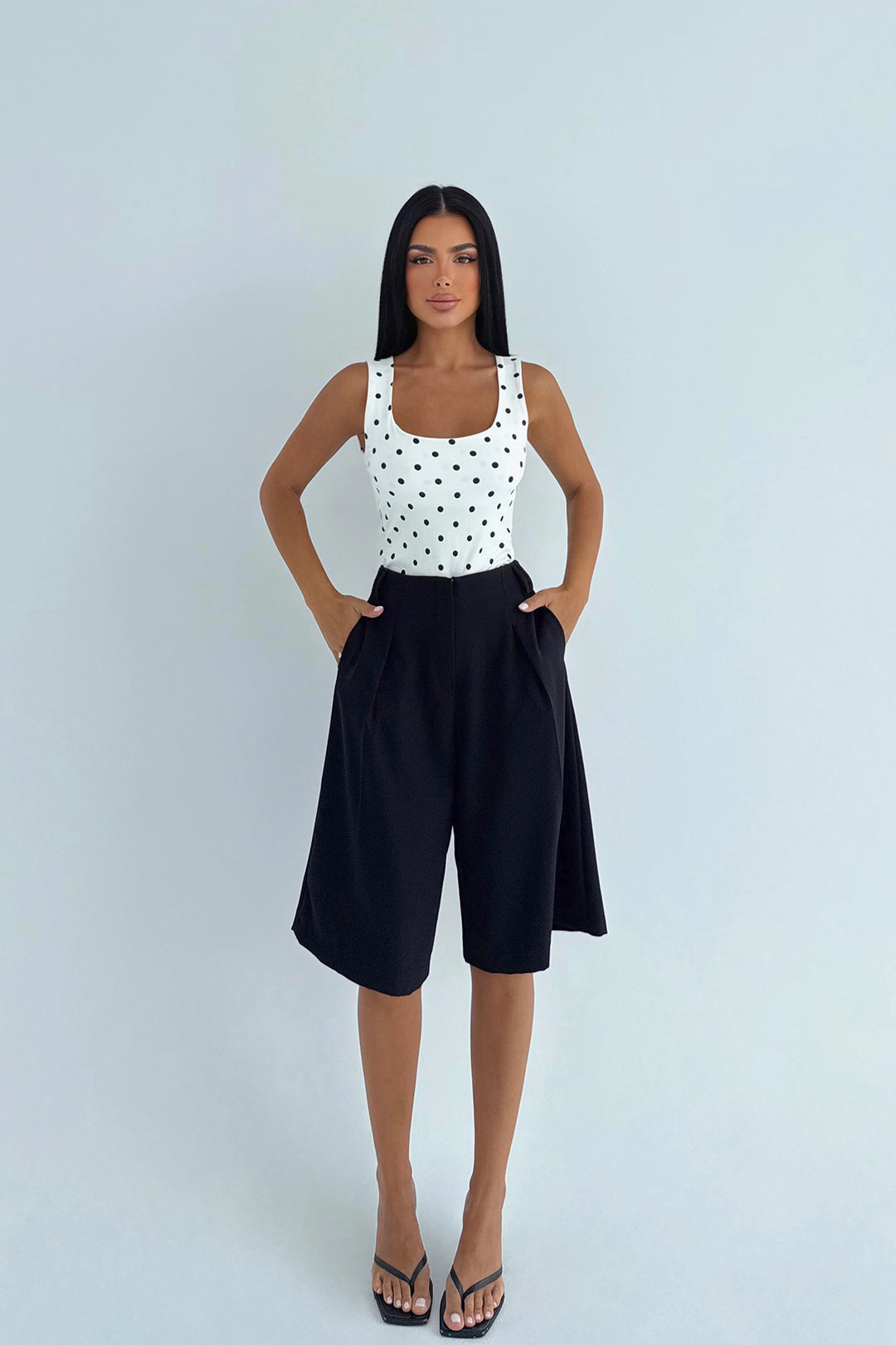 EYY Women Siyah Temel Mini Şort - Crailsheim