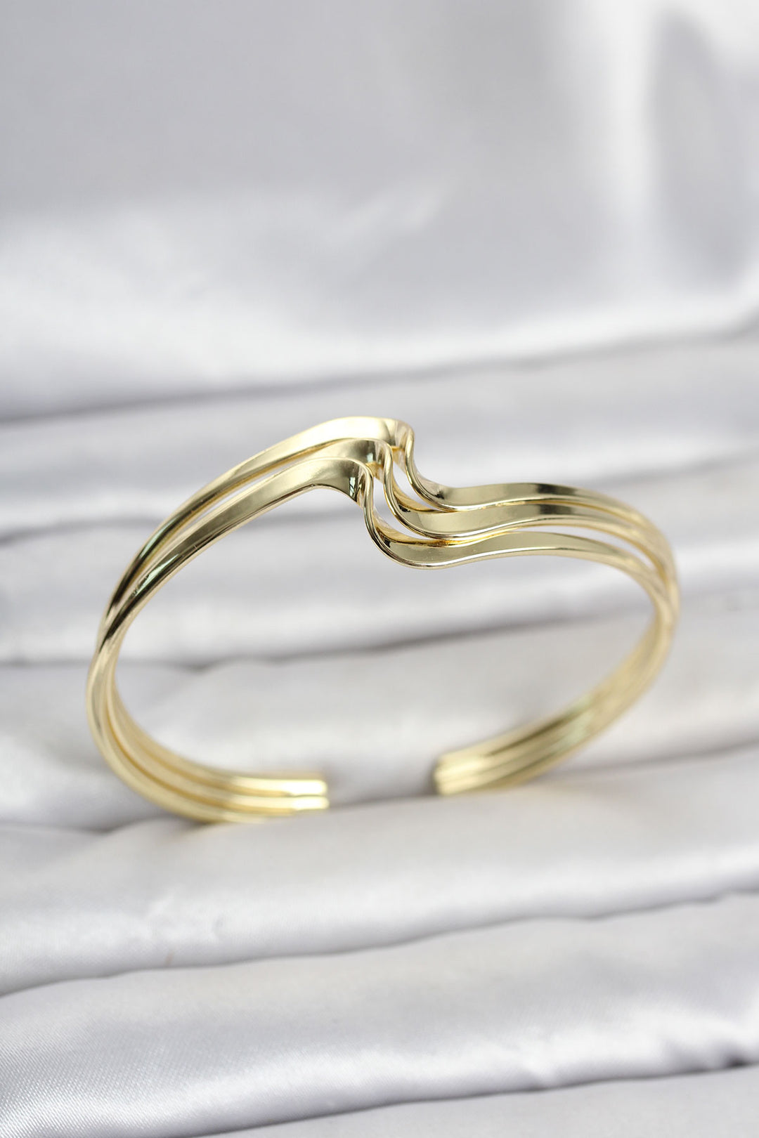 EBJ Zikzak Model Gold Renk Pirinç Kadın Bileklik - Union City