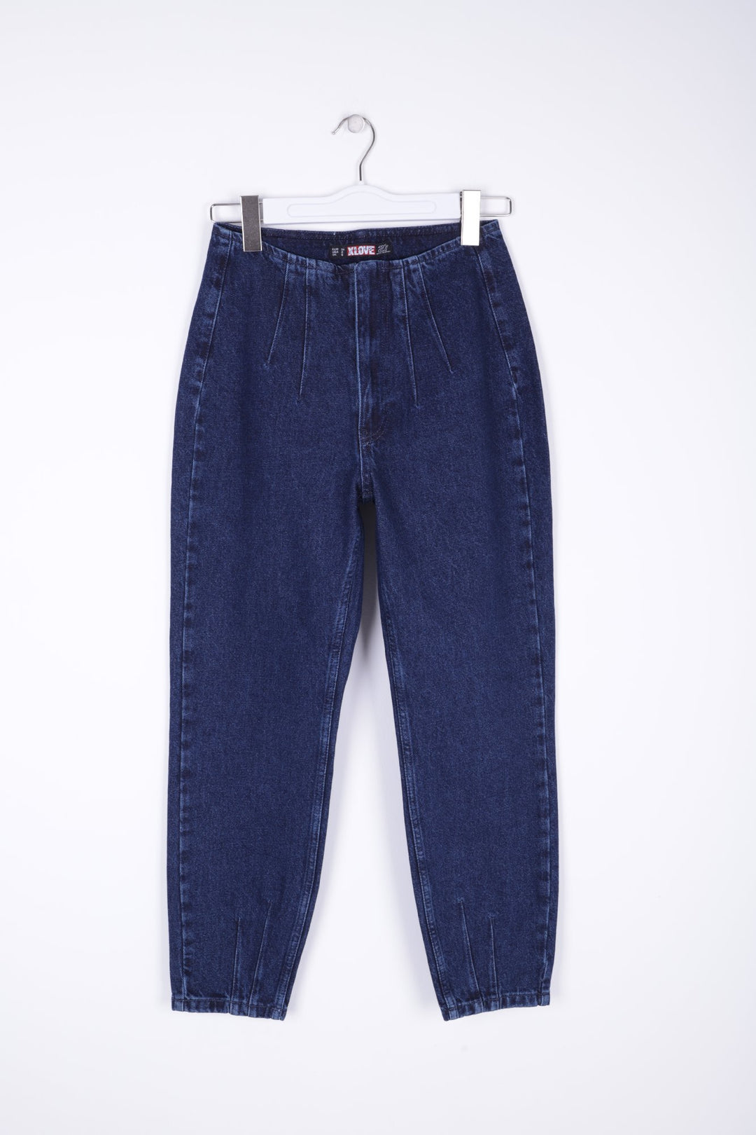 XLJ Boyfriend Jeans مع سهام في الخصر وحواشي مختلطة - Greenock