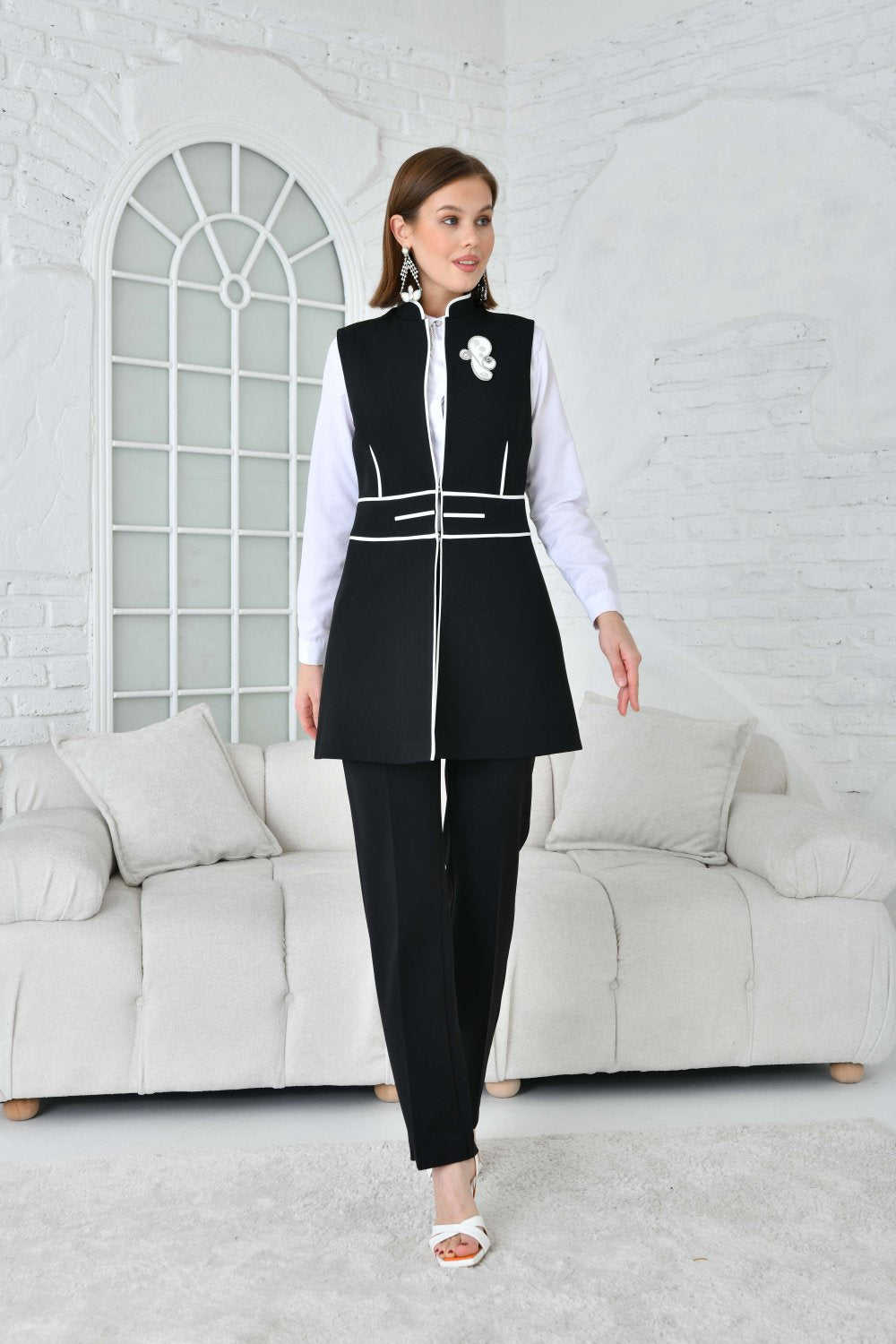 NDL Women Black Women's Suit with Biye Detail Vest - Bastia