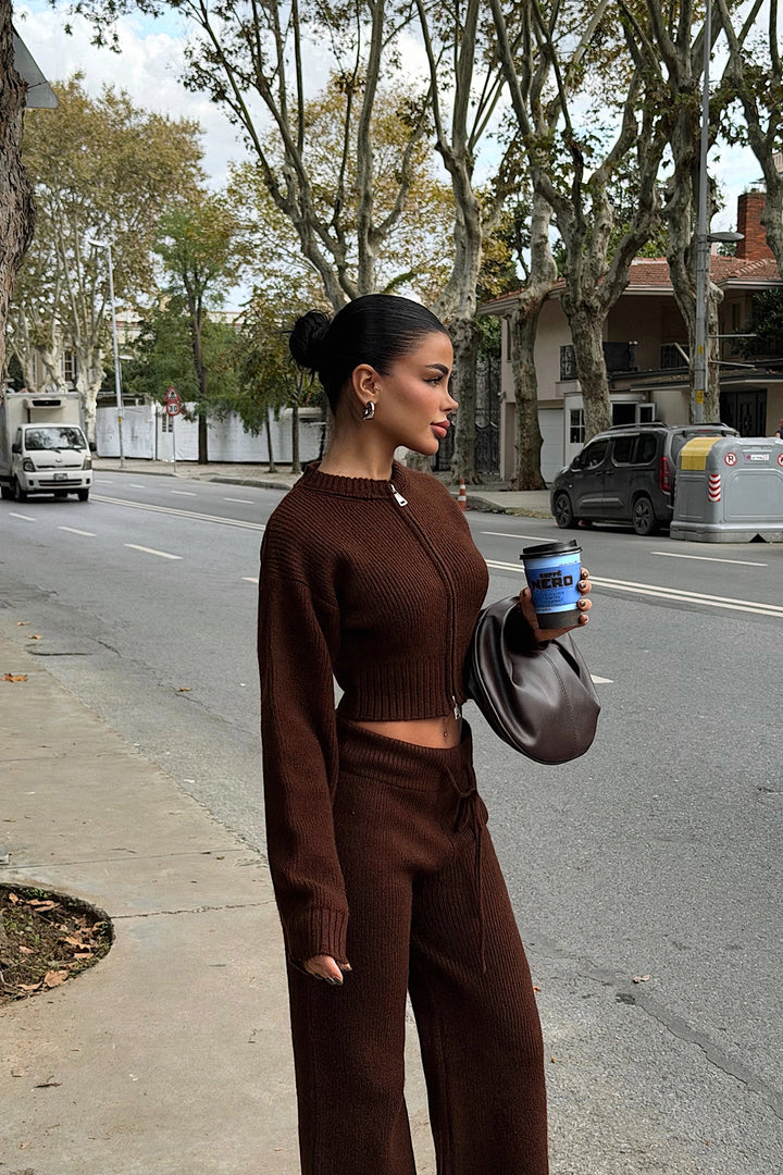 EYY Women Zaria Dark Brown Knit Set - Cantanhede