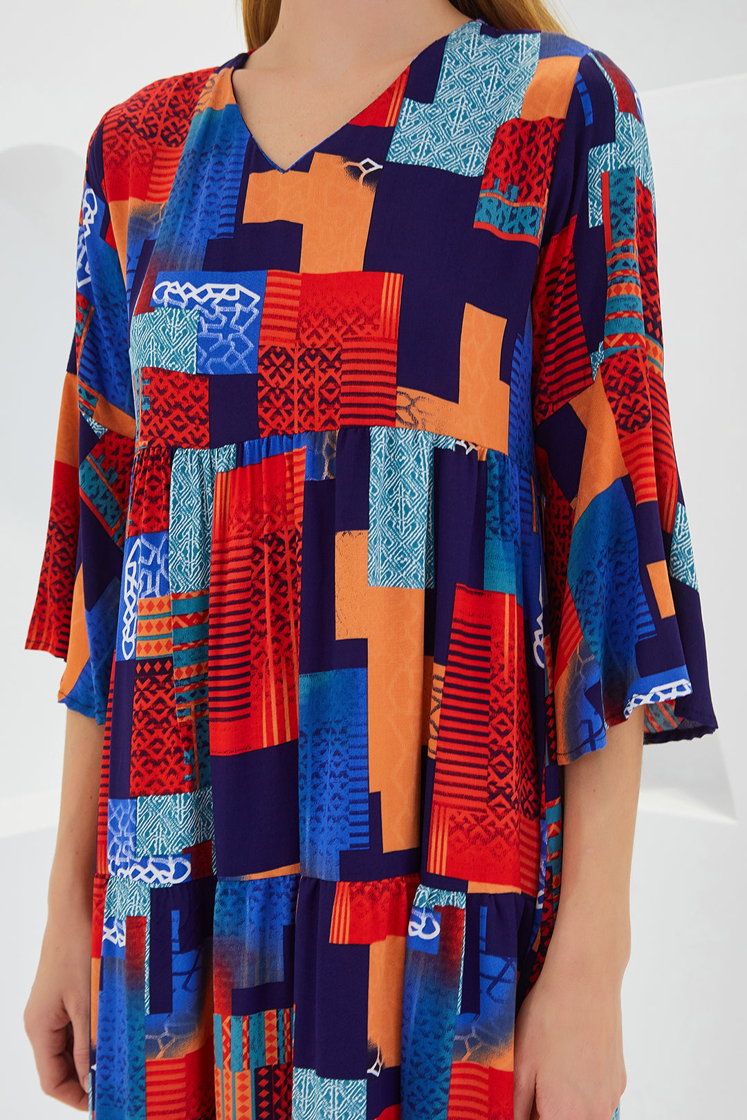 BGD Women Woman Red Vase Patterned Short Sleeve Viscose Dress 1959 - Avondale